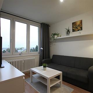 Pronájem bytu 2+kk 43 m² Praha