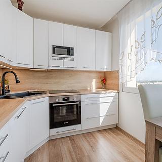 Prodej bytu 4+1 82 m&sup2; Praha