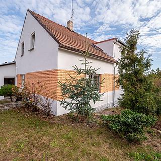 Prodej rodinného domu 220 m² Tuchlovice