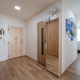Prodej bytu 4+1 82 m² Praha Kamýk, Otradovická