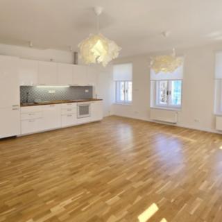 Pronájem bytu 3+kk 73 m² Liberec