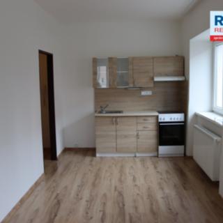 Pronájem bytu 1+kk, garsoniery, 33m²