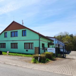 Pronájem skladu 720 m² Provodín