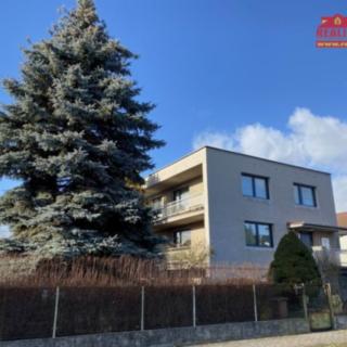 Prodej rodinného domu 260 m² Hradec Králové