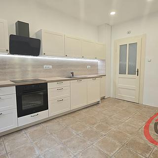 Pronájem bytu 2+1 68 m² Praha