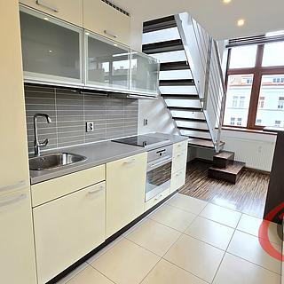 Prodej bytu 2+kk 76 m² Praha