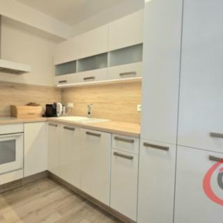 Pronájem bytu 2+kk 47 m² Praha