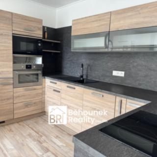 Pronájem bytu 2+kk 48 m² Tábor, Varšavská