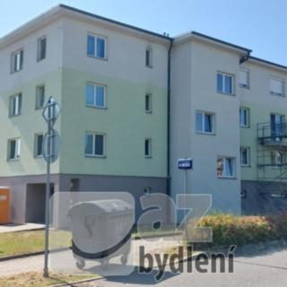 Pronájem bytu 1+kk a garsoniéry 33 m² Tábor, U Areálu