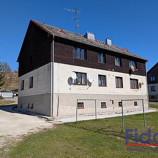 Prodej bytu 3+1 94 m² Dešenice