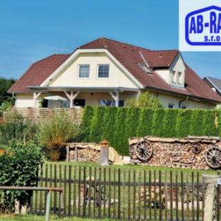 Prodej rodinného domu 370 m² Dolní Pěna