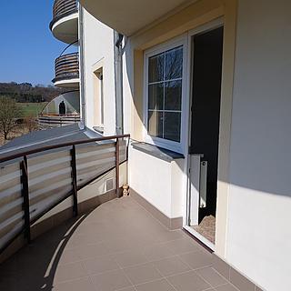 Pronájem bytu 1+kk, garsoniery 43 m&sup2; Jedovnice