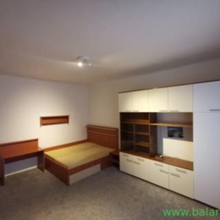 Pronájem bytu 2+kk 36 m² Brno
