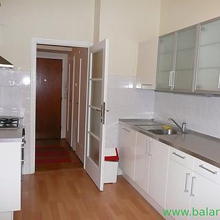 Pronájem bytu 2+1 65 m² Brno