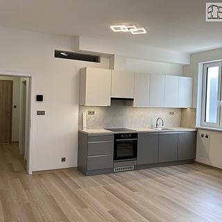Pronájem bytu 2+kk 50 m² Brno Líšeň, Kučerova