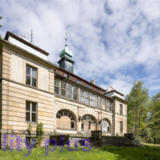 Prodej rodinného domu 1 000 m² Liberec XV-Starý Harcov, Wolkerova