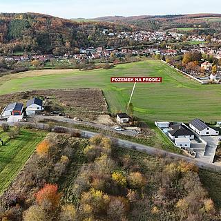 Prodej stavební parcely 824 m² Oslavany, Novoveská