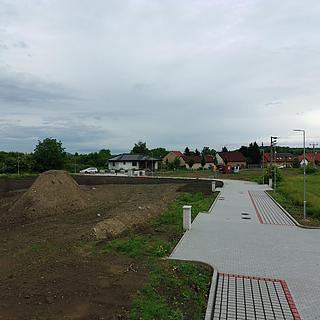 Prodej stavební parcely 600 m² Úžice, Hlavní