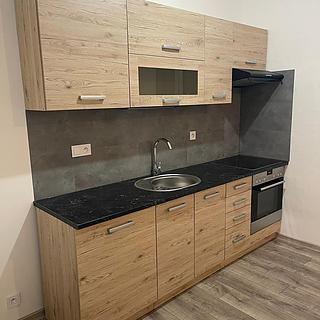 Pronájem bytu 2+kk 38 m² Tábor, Budějovická