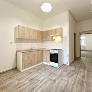 Pronájem bytu 2+1 47 m² Plzeň Lobzy, Blatenská