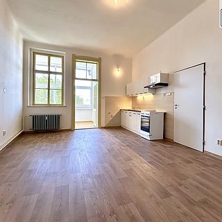 Pronájem bytu 3+kk 100 m² Nepomuk, Plzeňská