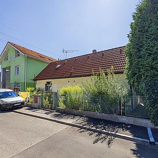 Prodej rodinného domu 91 m² Praha Hloubětín, Jahodnická