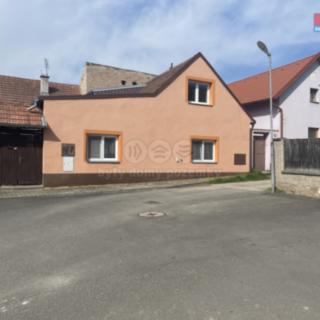 Prodej rodinného domu 49 m² Radovesice
