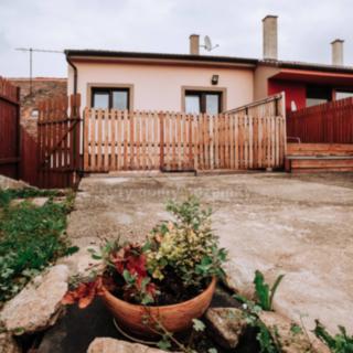 Pronájem rodinného domu 80 m² Jaroměřice nad Rokytnou