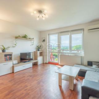 Prodej bytu 3+1 70 m² Koštice