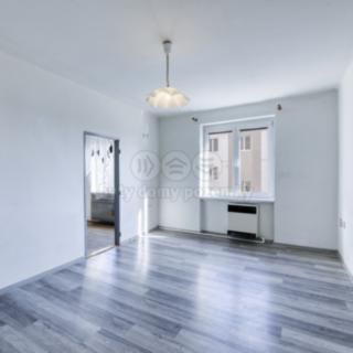 Pronájem bytu 2+1 56 m² Nýřany, Komenského