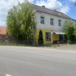 Prodej rodinného domu 320 m² Veselíčko