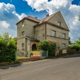 Prodej rodinného domu 250 m² Chlumec, Stradovská