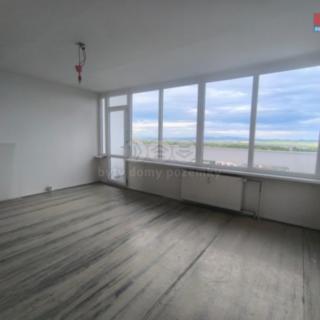Pronájem bytu 3+kk 74 m² Chomutov, Kundratická