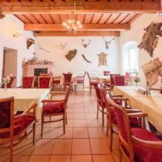 Pronájem restaurace 270 m² Železná Ruda, Klostermannovo náměstí
