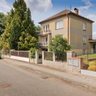 Prodej rodinného domu 131 m² Lukavec, Za Parkem