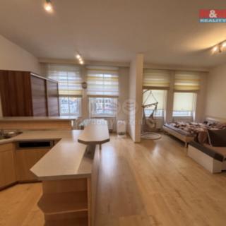 Pronájem bytu 2+kk 93 m² Plzeň