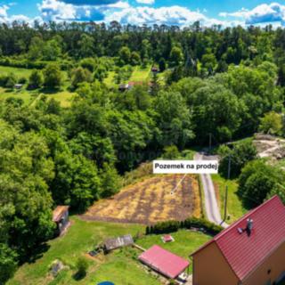 Prodej stavební parcely 866 m² Býčkovice