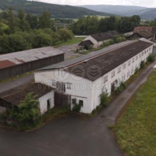 Pronájem skladu 1 320 m² Dešenice