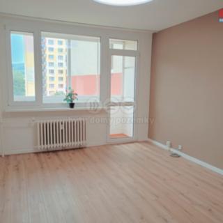 Pronájem bytu 2+1 61 m² Chomutov, Dřínovská