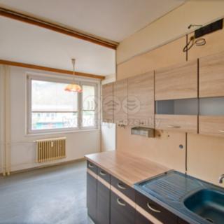 Prodej bytu 3+1 74 m² Vsetín, Ohrada