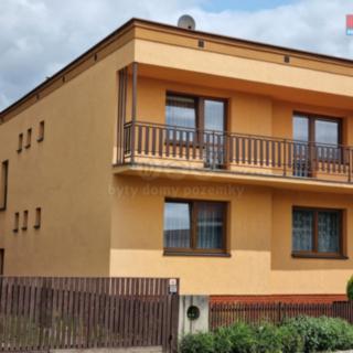 Prodej rodinného domu 180 m² Píšť