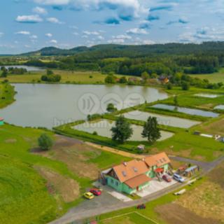 Prodej rodinného domu 245 m² Ostružno