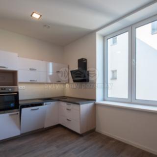 Pronájem bytu 3+kk 66 m² Hradec Králové