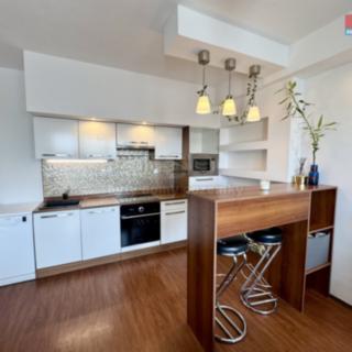 Pronájem bytu 2+kk 40 m² Rajhrad