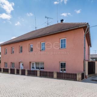Prodej rodinného domu 310 m² Netvořice, Zelená