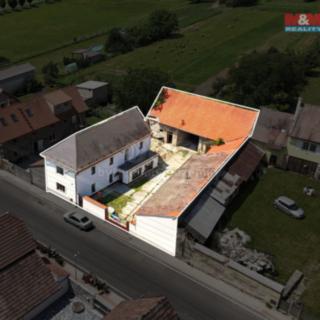 Prodej rodinného domu 490 m² Libkovice pod Řípem