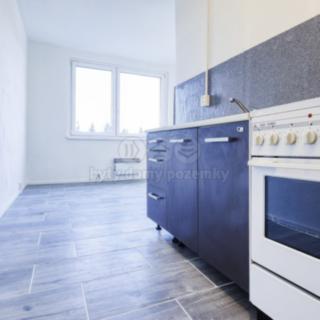 Prodej bytu 2+1 71 m² Rovná
