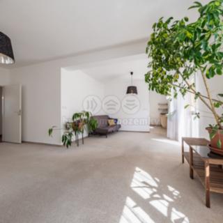 Prodej bytu 4+kk 108 m² Čelákovice