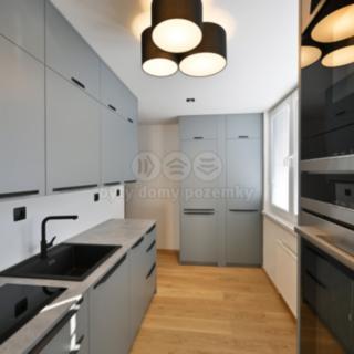 Prodej bytu 3+1 68 m² Třinec Dolní Líštná, Habrová