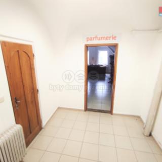 Pronájem obchodu 40 m² Nový Jičín, Masarykovo nám.